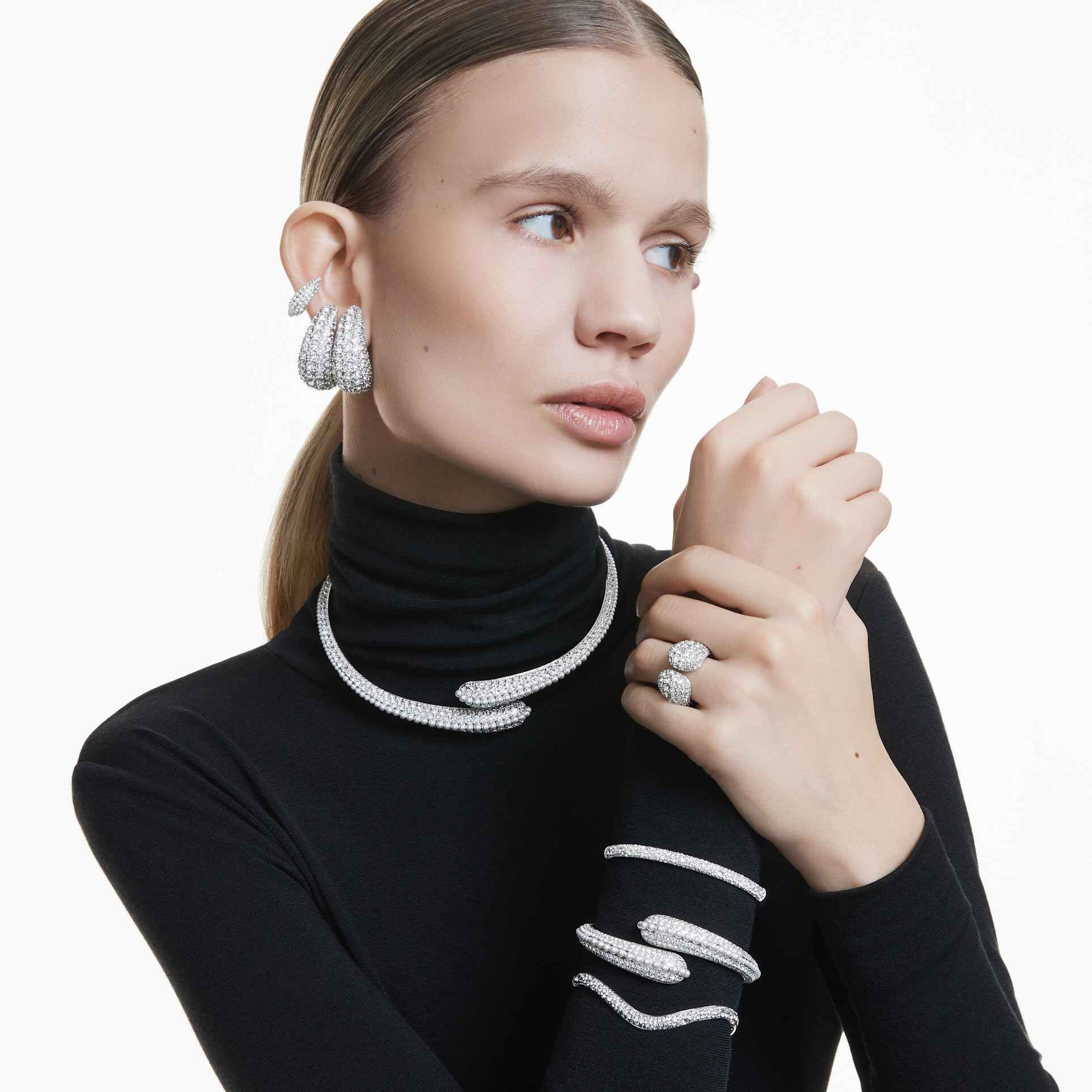 swarovski sublima bangle  round cut  white  rhodium plated