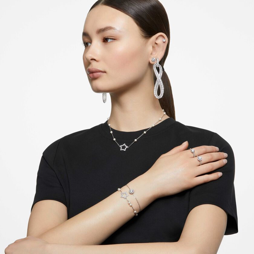 swarovski stilla cocktail ring  round cut  pav   white  rhodium plated