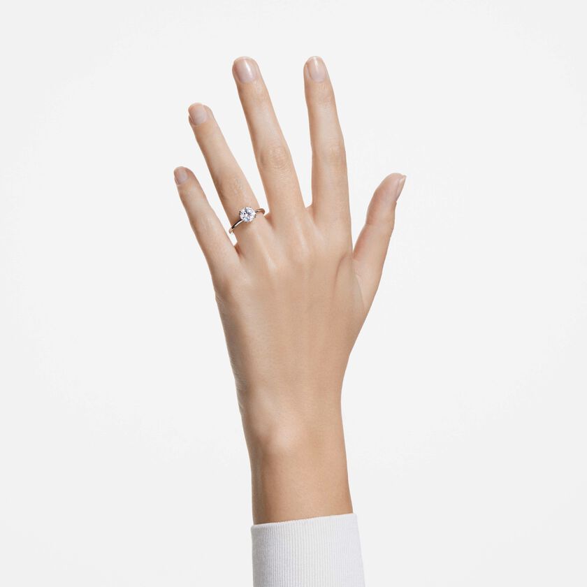 swarovski stilla cocktail ring  round cut  white  rhodium plated