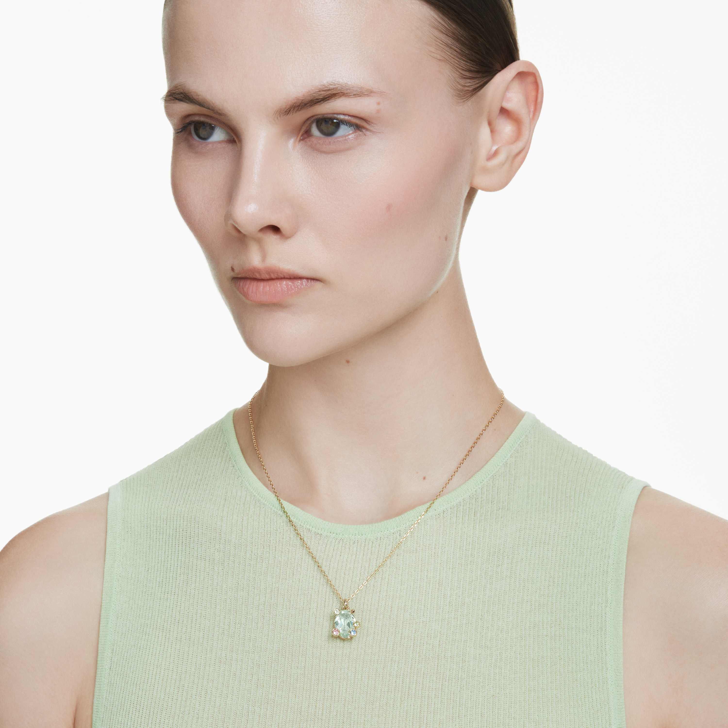 swarovski gema pendant  mixed cuts  multicolored  gold tone plated