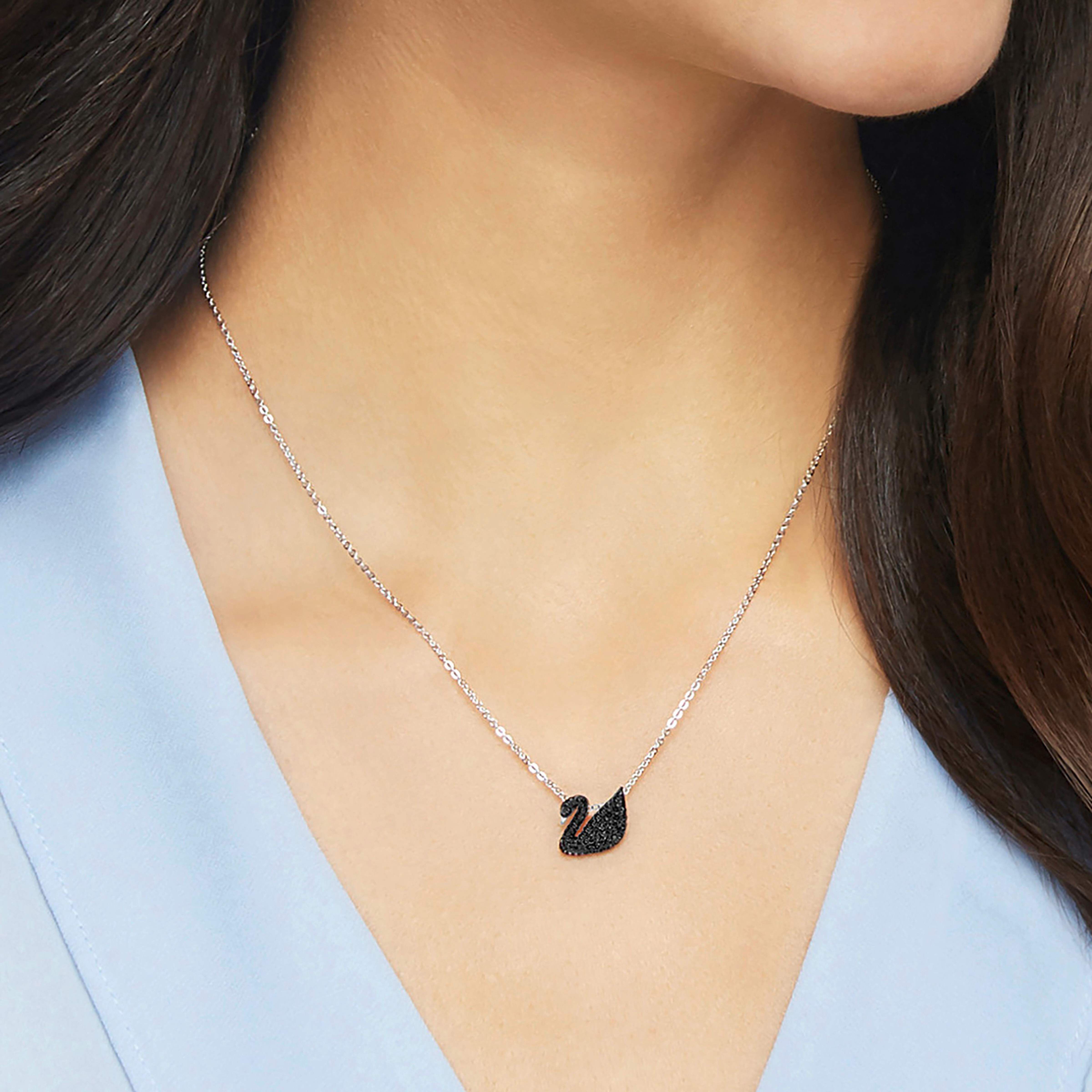 Swarovski outlet swan pendant