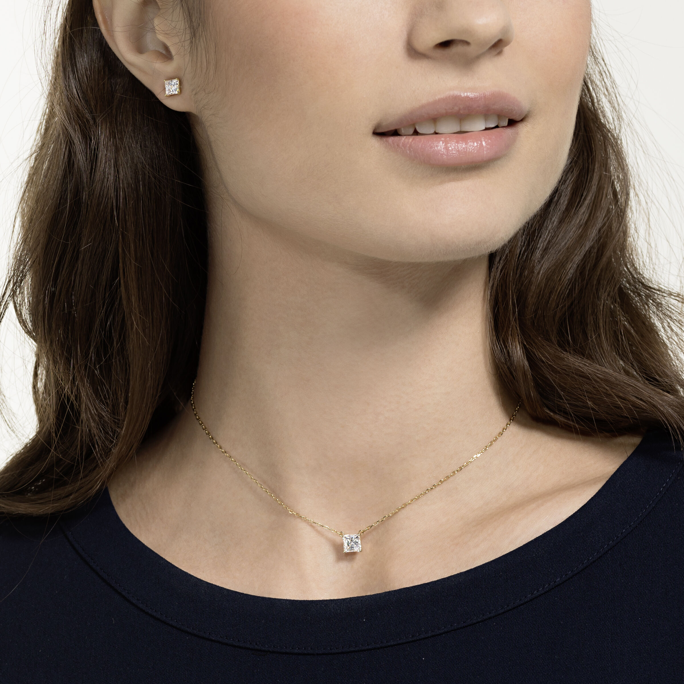 Swarovski attract deals choker