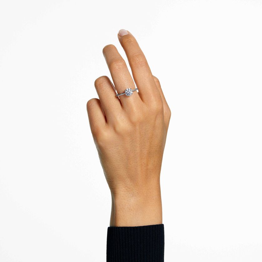 swarovski stilla cocktail ring  round cut  pav   white  rhodium plated
