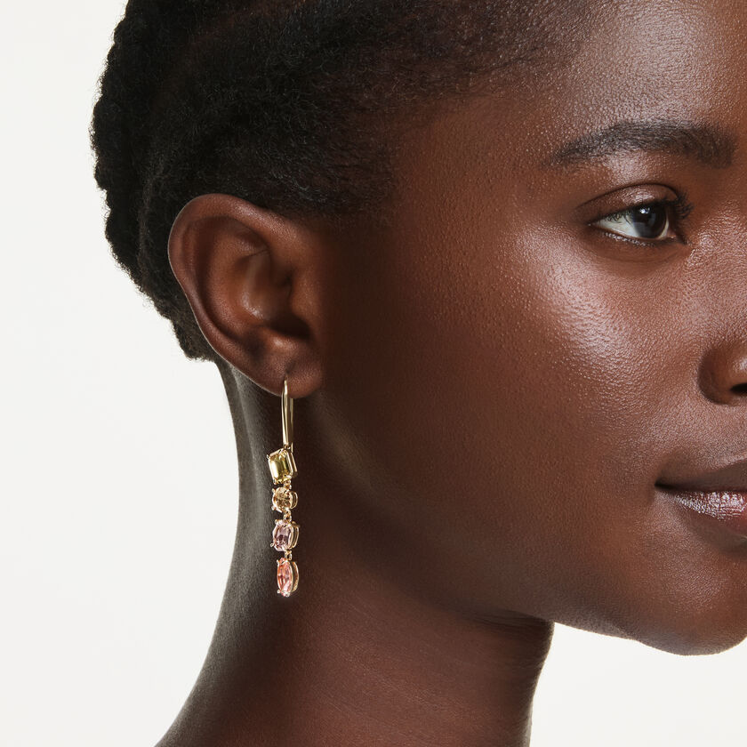 swarovski gema drop earrings  asymmetrical design  mixed cuts  pink  gold tone plated