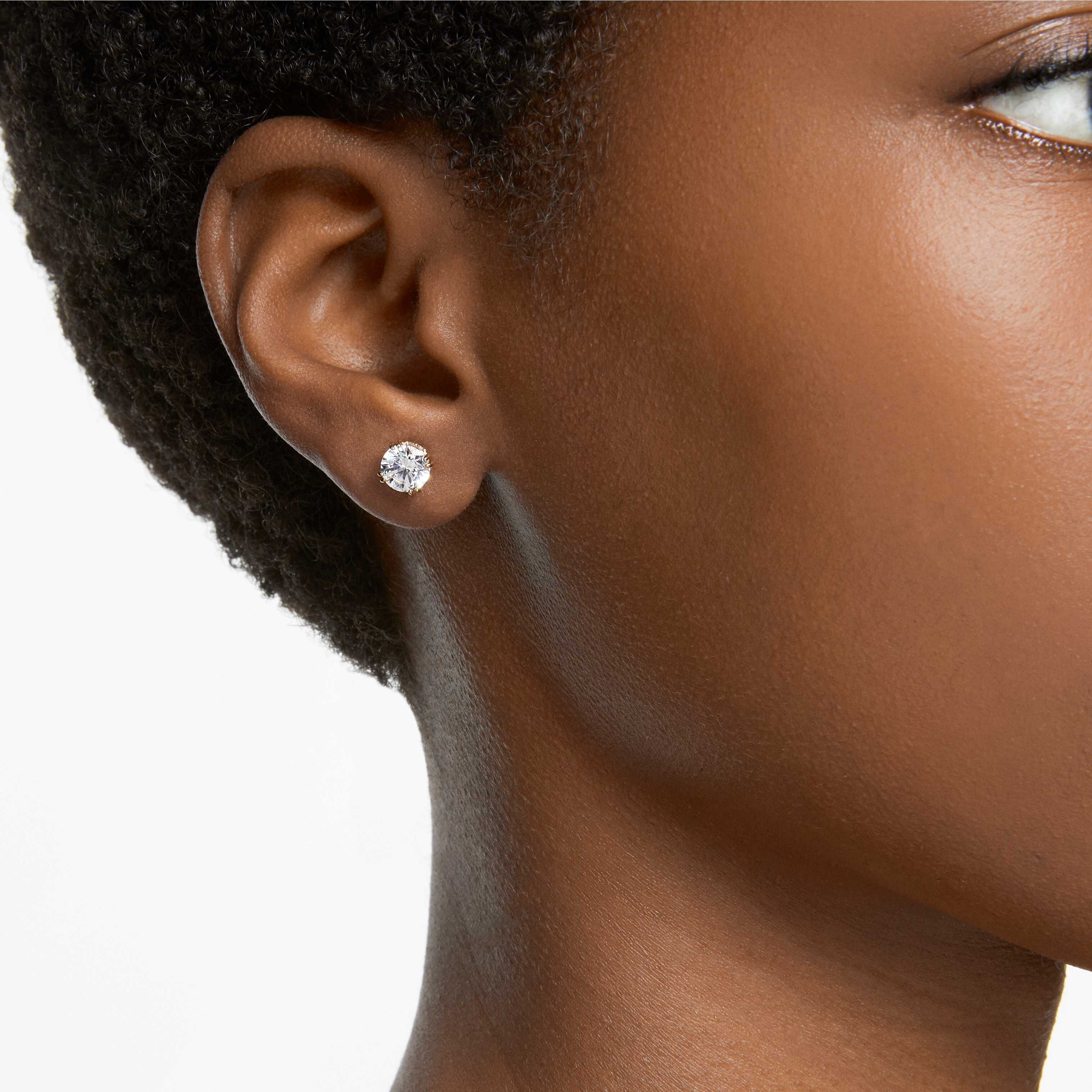 Round cut stud earrings sales