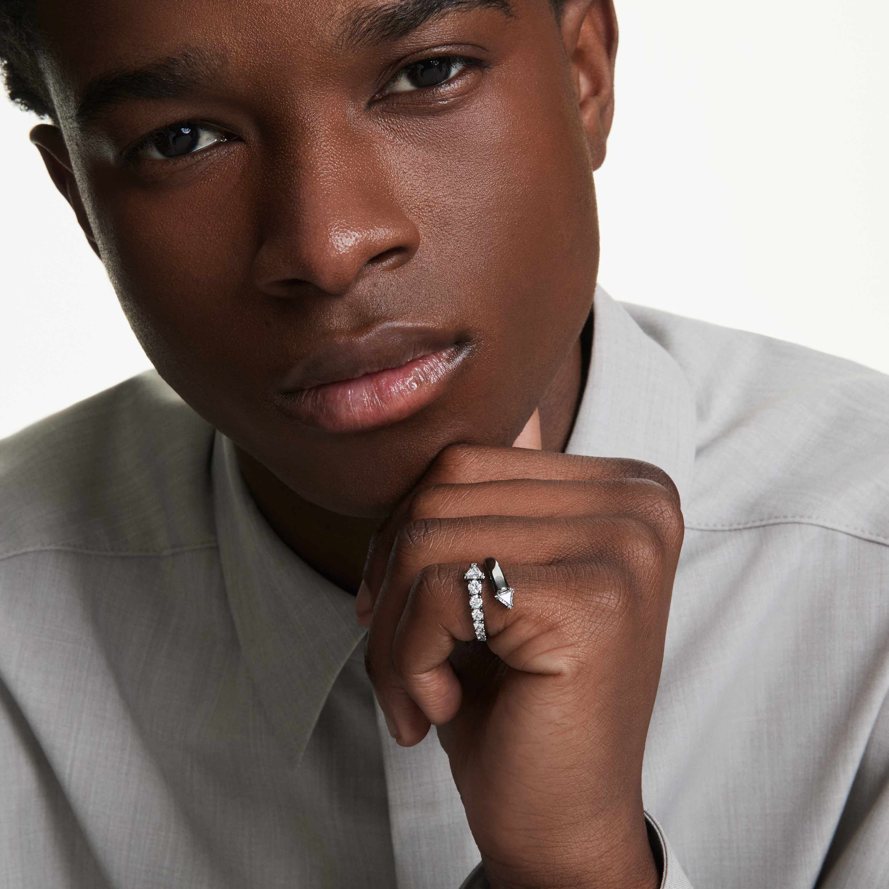 swarovski sublima open ring  mixed cuts  white  ruthenium plated